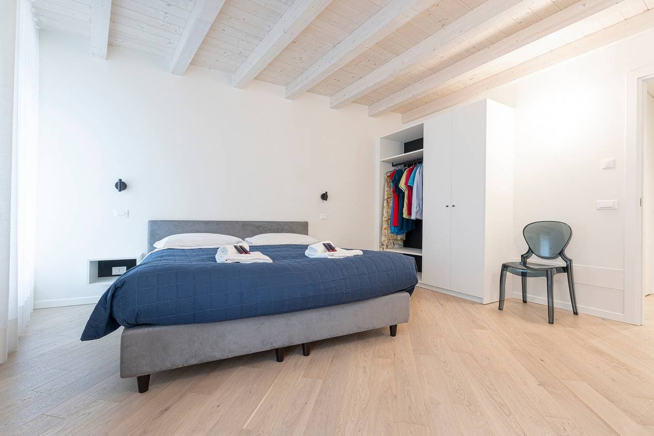 Foto 11 von 30: Ferienwohnung 'Flat 5' mit Seeblick, WLAN und Klimaanlage