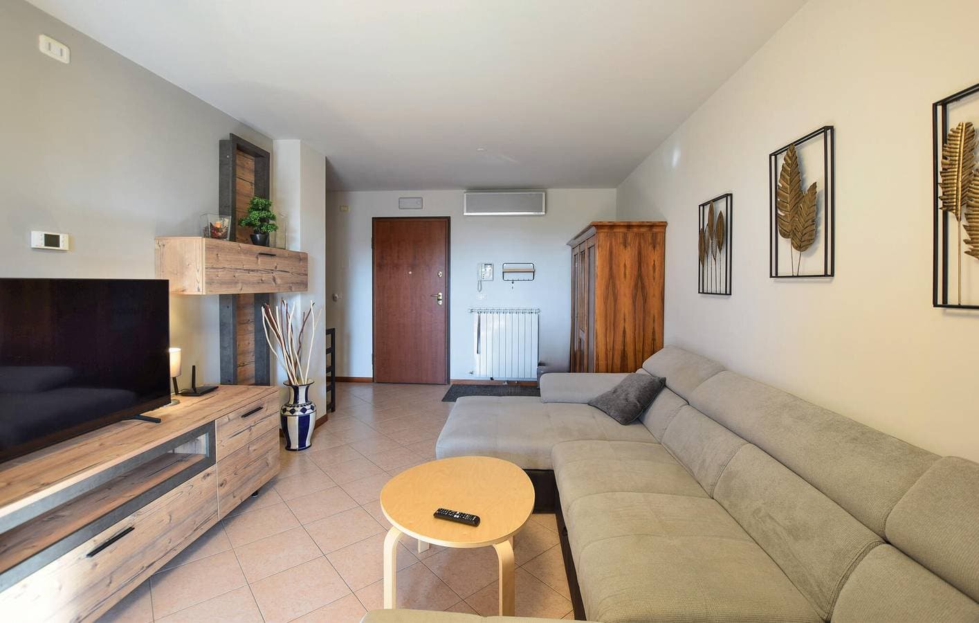 Foto 12 von 22: Gemütliche Ferienwohnung mit Pool und WLAN, 1000 m vom Strand entfernt