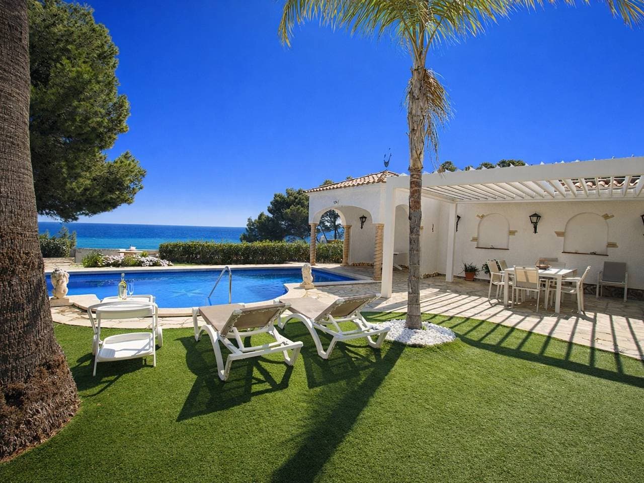 Villa mit privatem Pool, Klima, Meerblick 1
