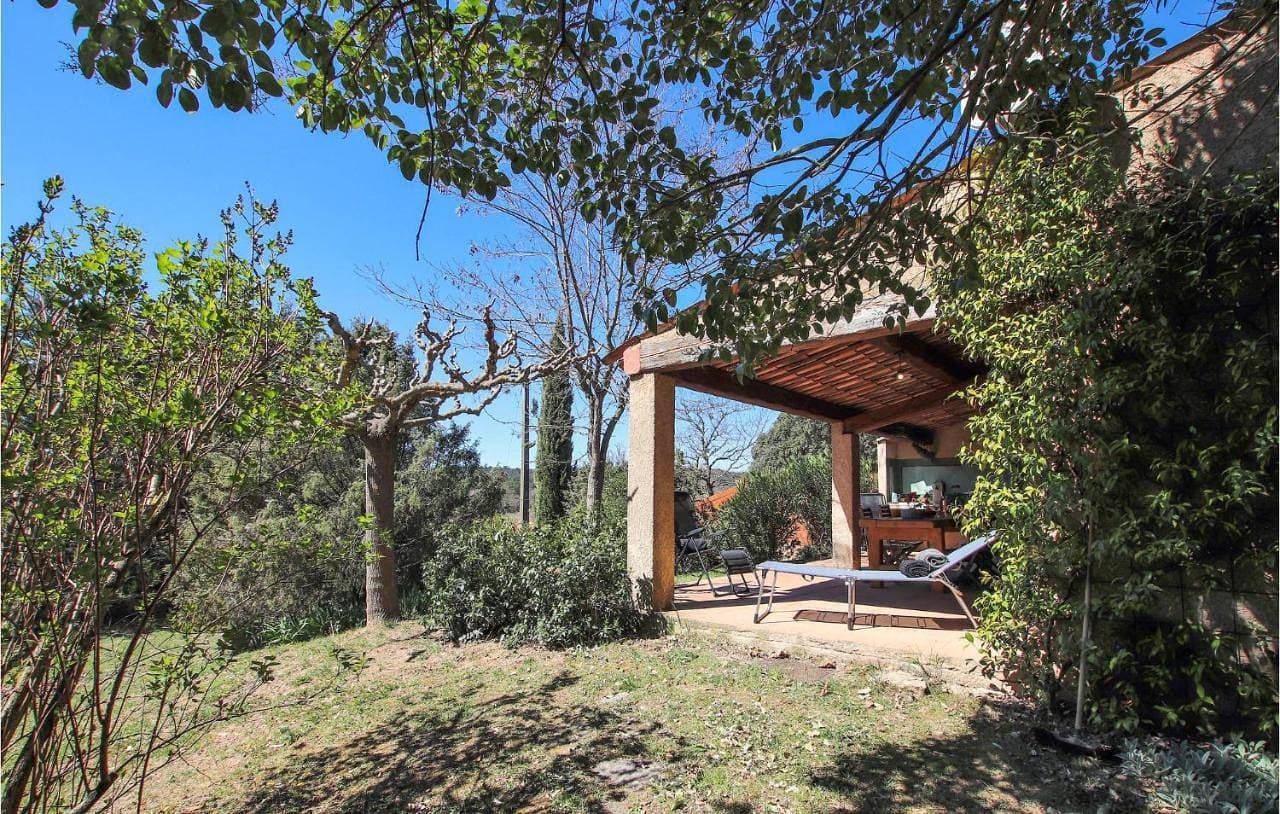 Foto 10 von 22: Two-Bedroom Holiday Home