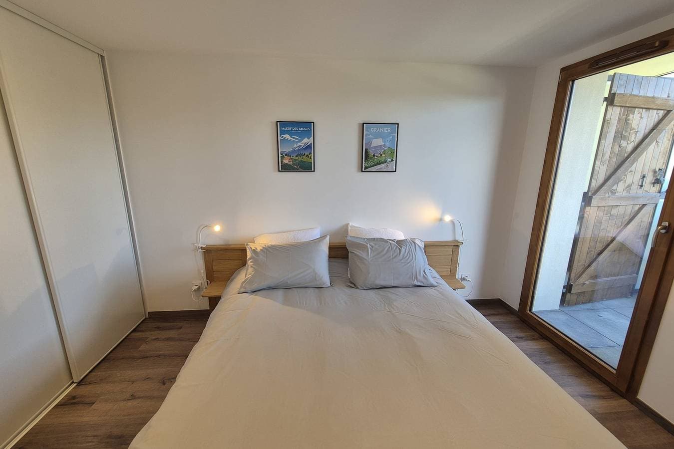 Foto 11 von 29: Ferienwohnung für 4 Personen mit Terrasse