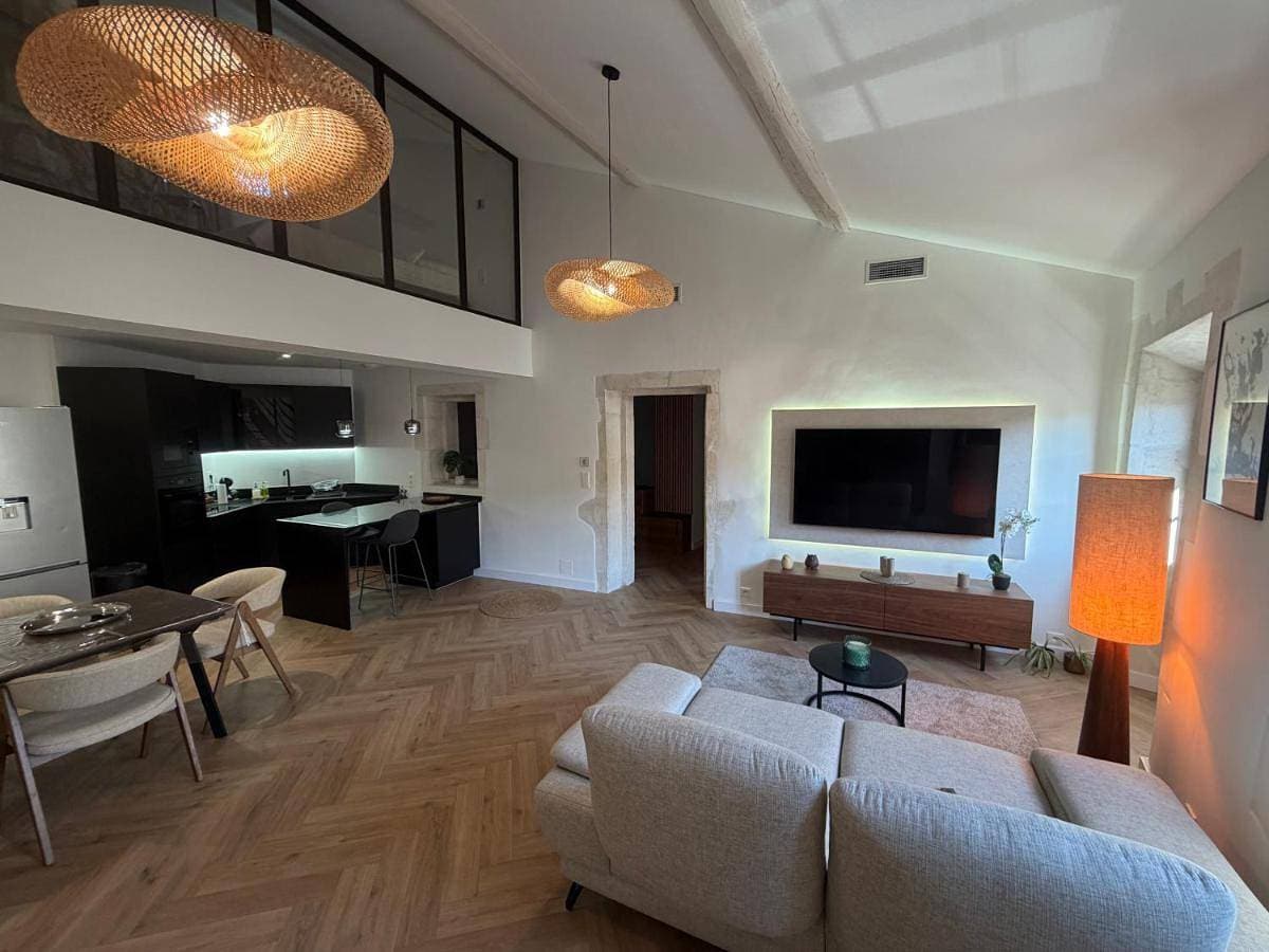 Appartement de Prestige au coeur des Alpilles 1