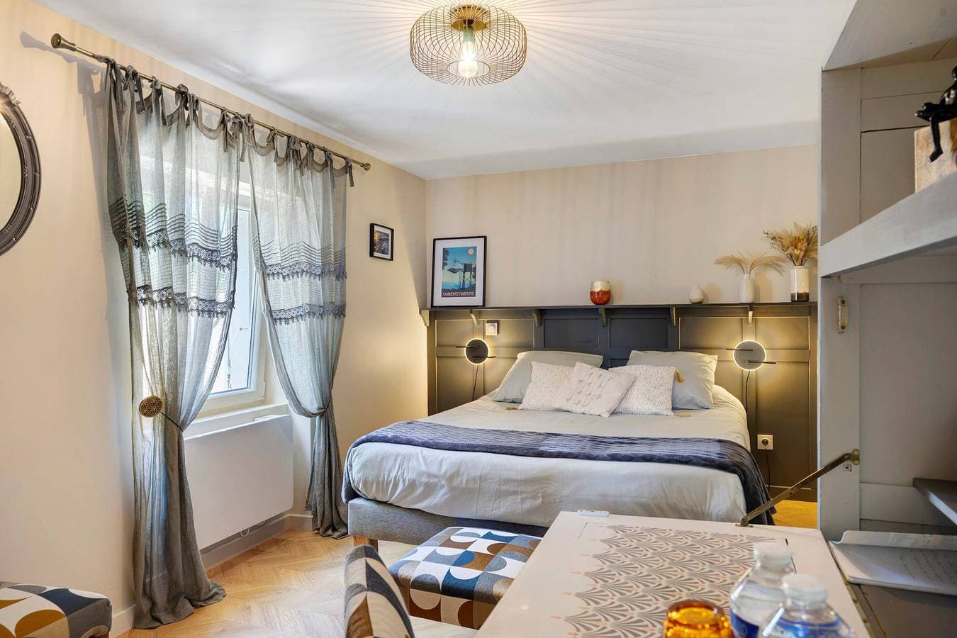 Foto 11 von 30: Gästezimmer „Embellie“ mit privater Terrasse, eigenem Garten und WLAN