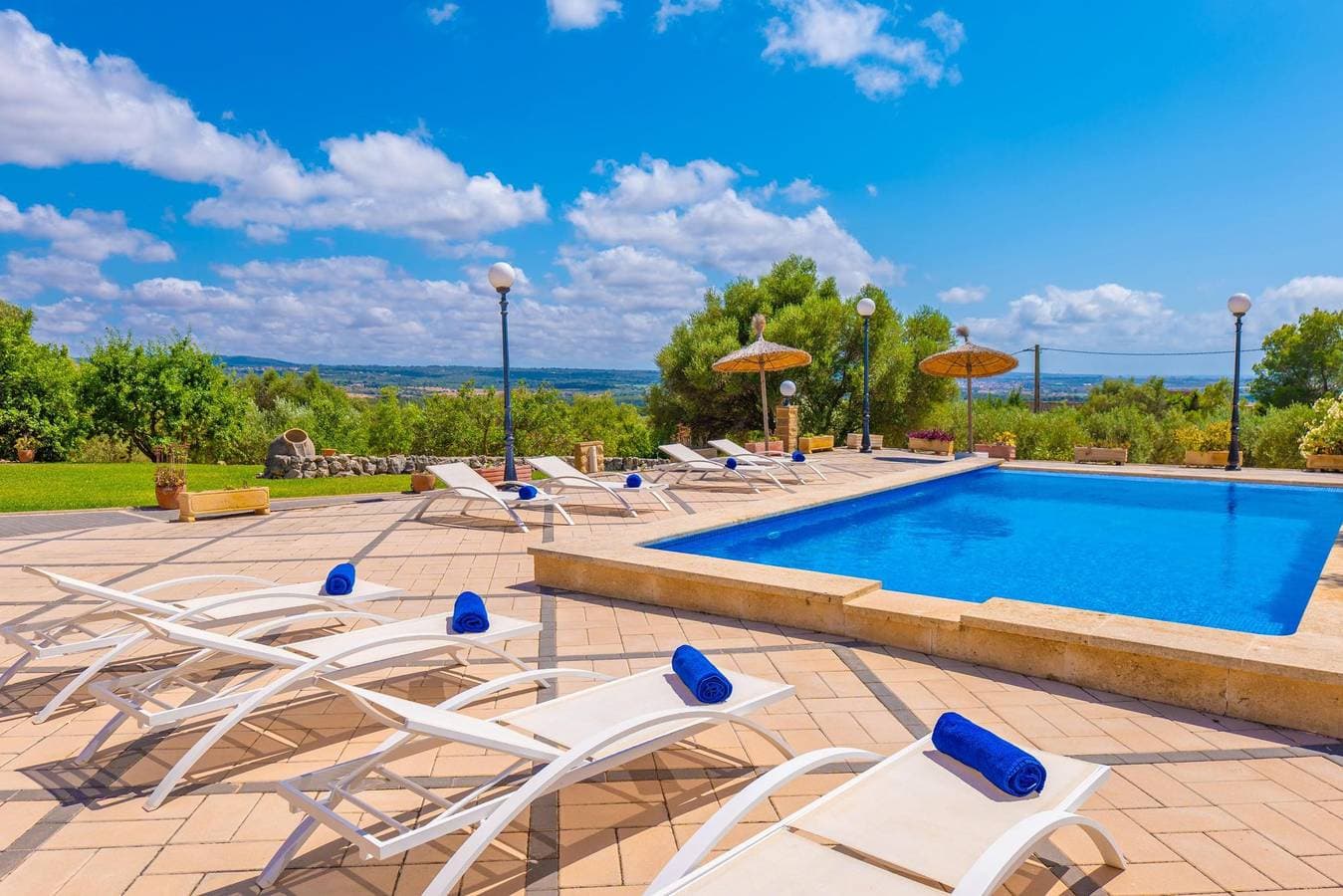 Foto 3 von 57: Imagine Villa - Villa mit privatem Pool und spektakulärem Bergblick - Kostenloses WLAN