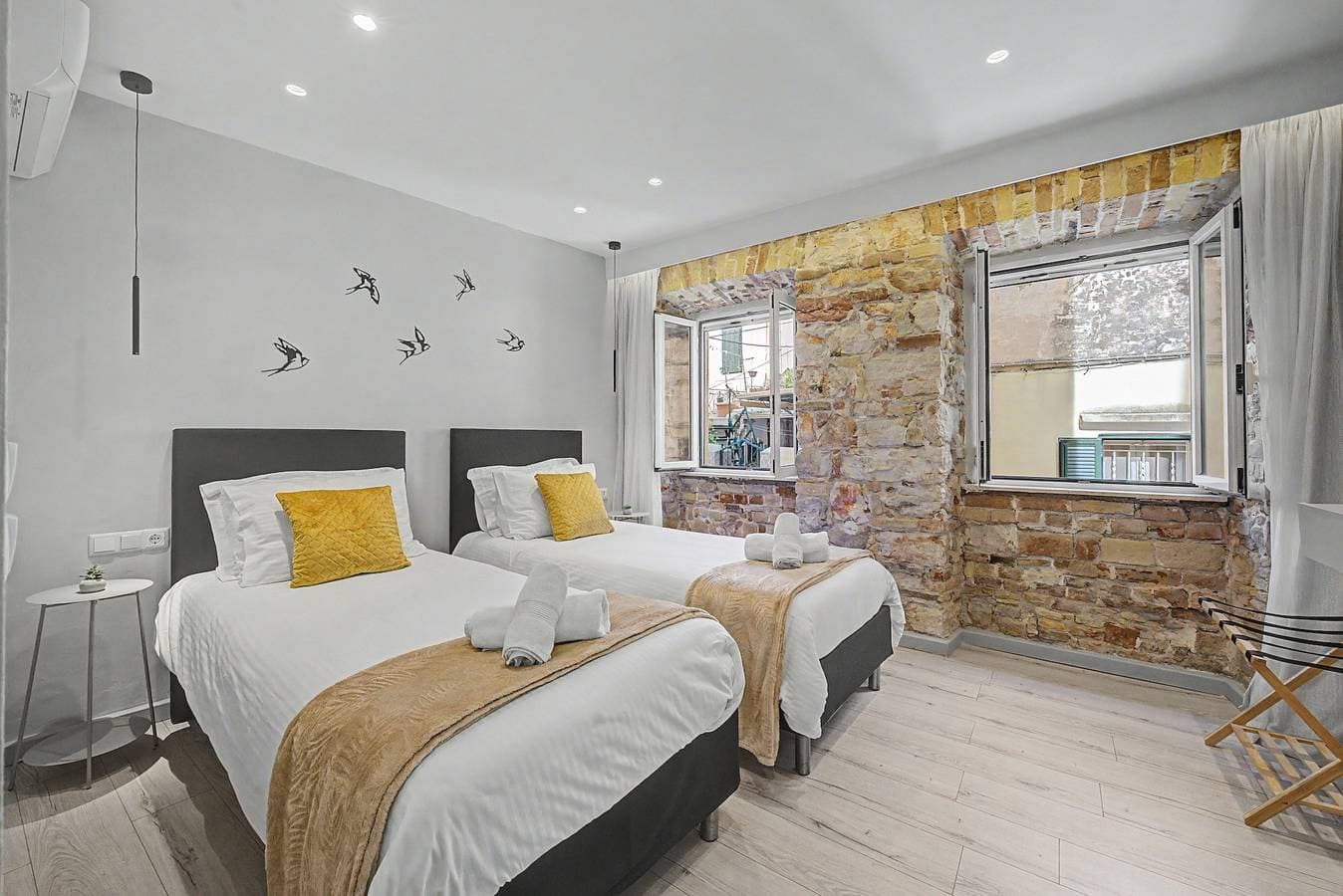 Apus-apus Luxury Apartment 1