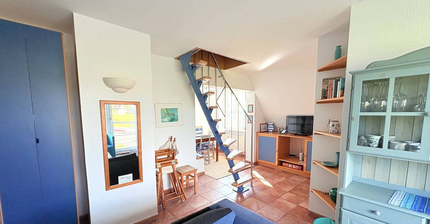 Foto 10 von 25: Ferienwohnung Drachen: Reetgedecktes Strandhaus mit eigenem Strand und Meerblick