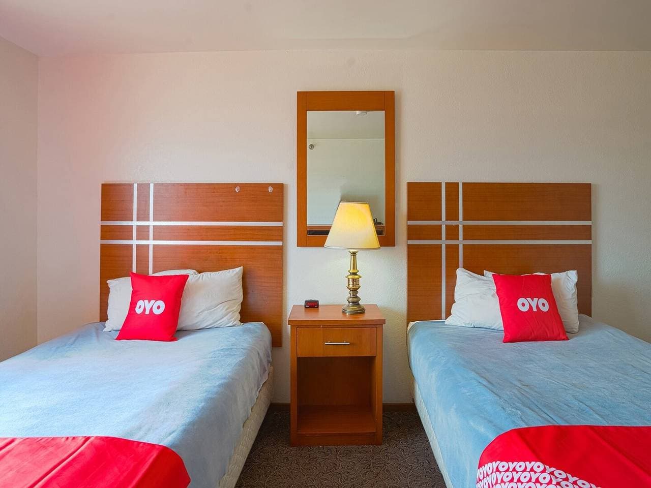 Foto 13 von 17: 2 Doppelbetten | Nichtraucherzimmer