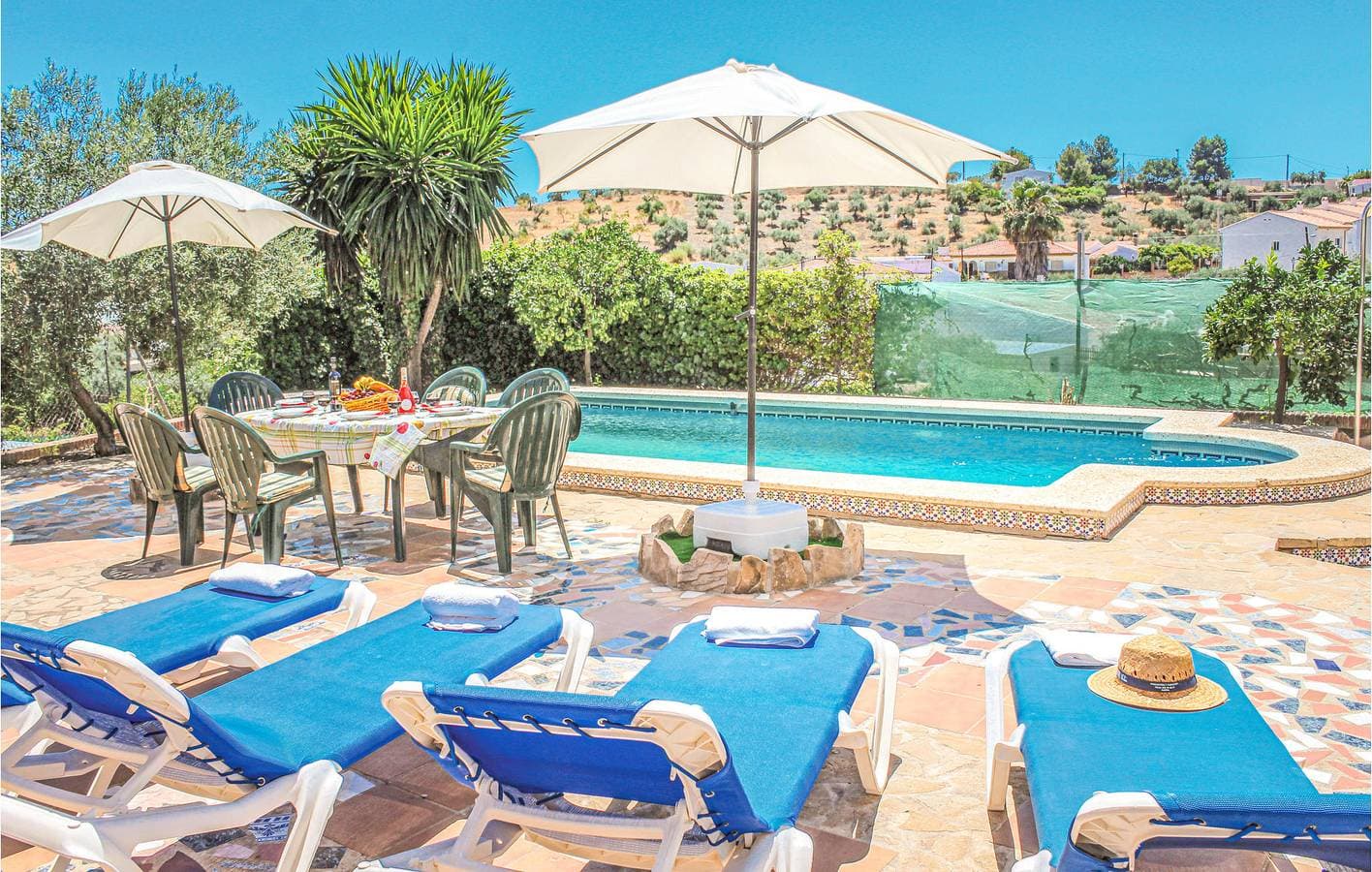 Foto 7 von 32: Rückzugsort am Pool mit Außengrill und Wi-Fi