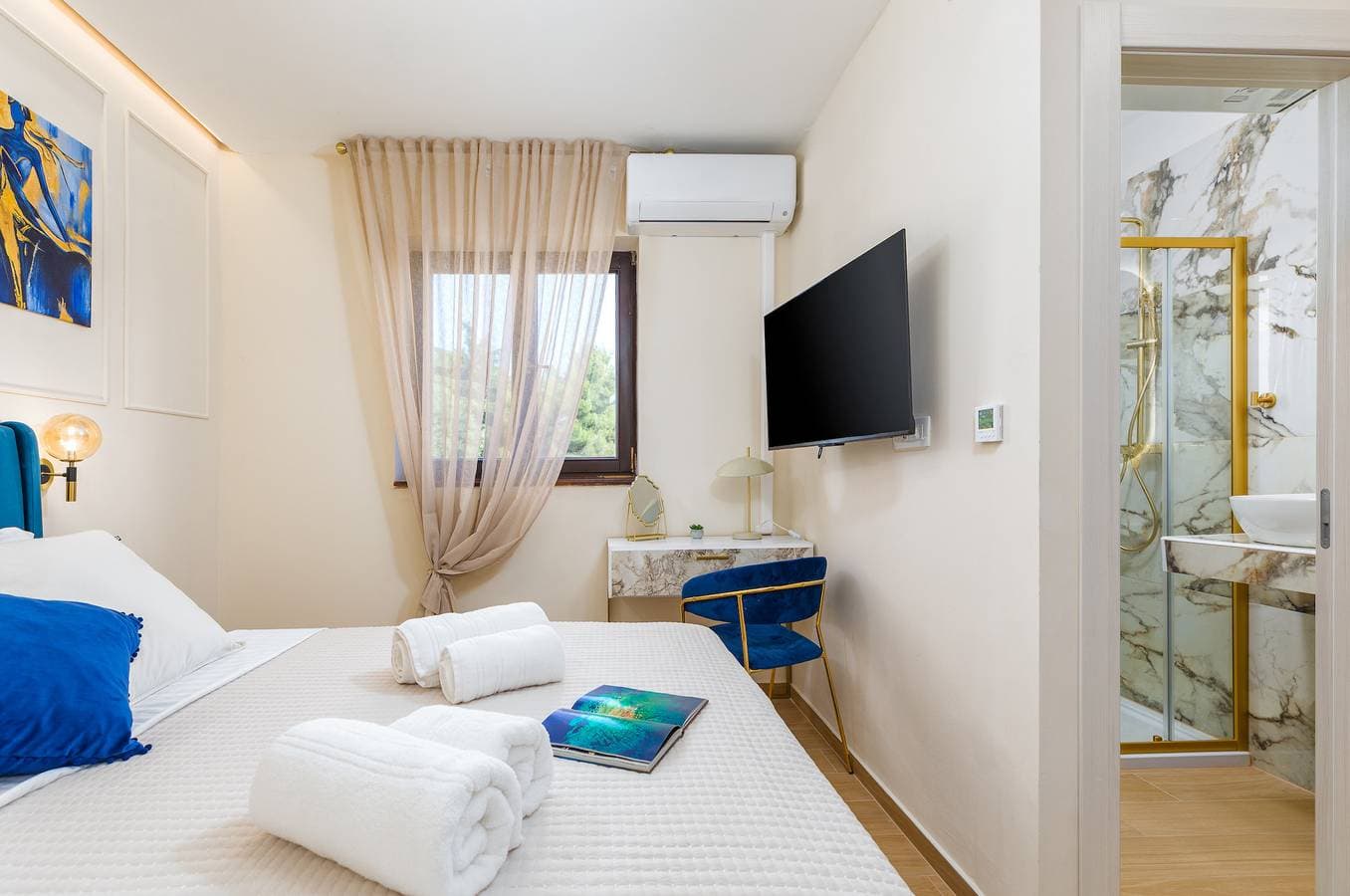 Foto 4 von 14: Luxe Double Room Marceta 7 with Shared Pool