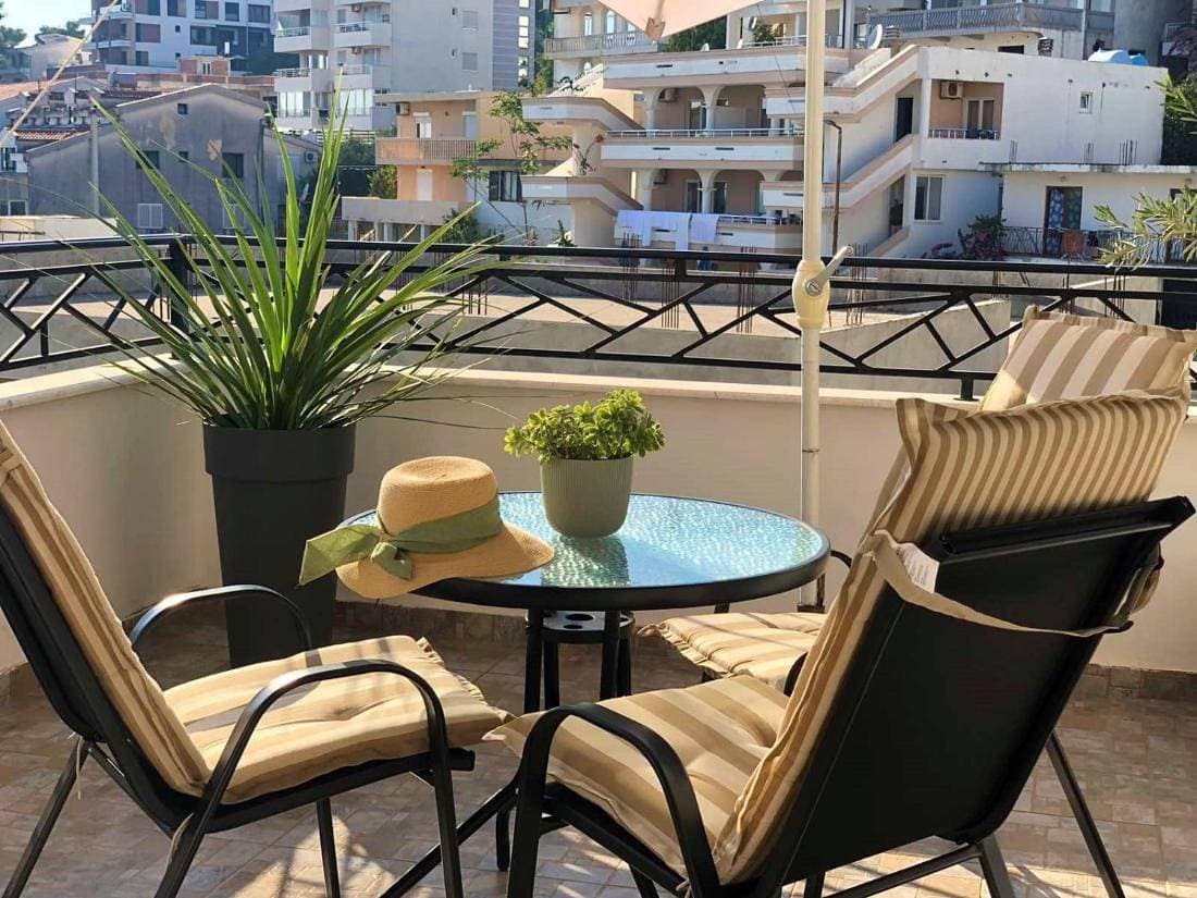 Foto 11 von 44: Studio mit Meerblick und großer Terrasse mit Sonnenliege