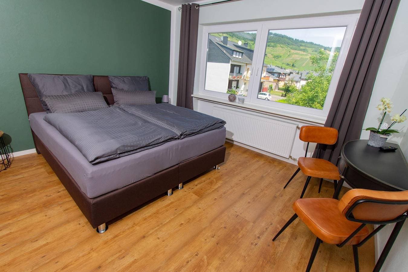 Foto 4 von 27: Gästezimmer ll