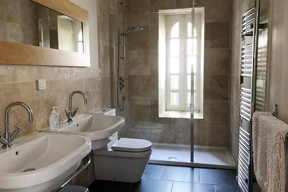 Brandily - Dinan, Brittany,  Riverside Apartment for Two 1