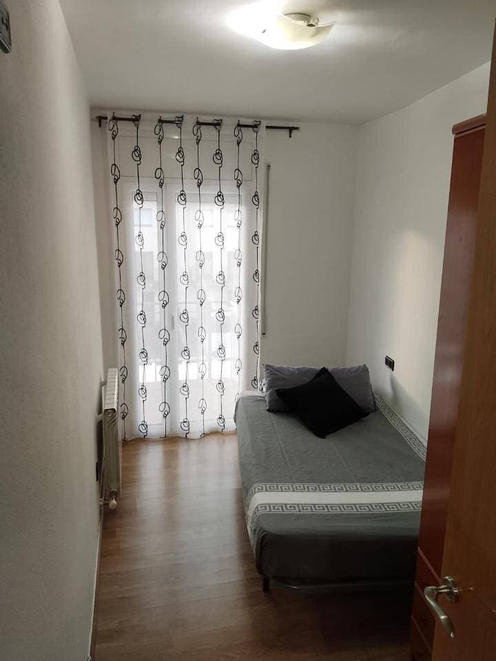 Foto 8 von 15: Two-Bedroom Apartment