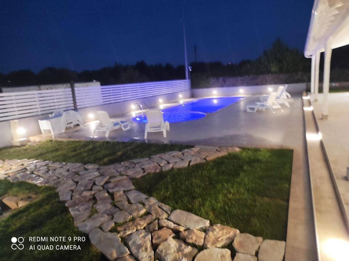 Foto 4 von 33: Apartment with Pool View