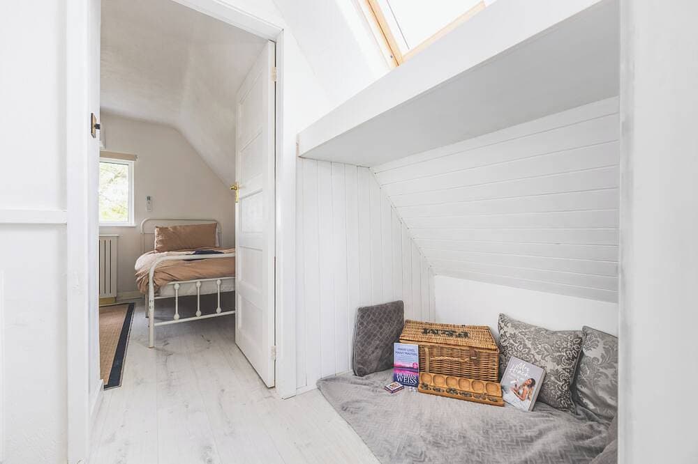 Foto 8 von 25: Charming 2Bdr Bungalow near Heathrow and London