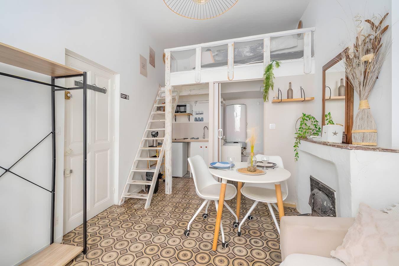 Logement cosy centre Beaucaire - C2 1
