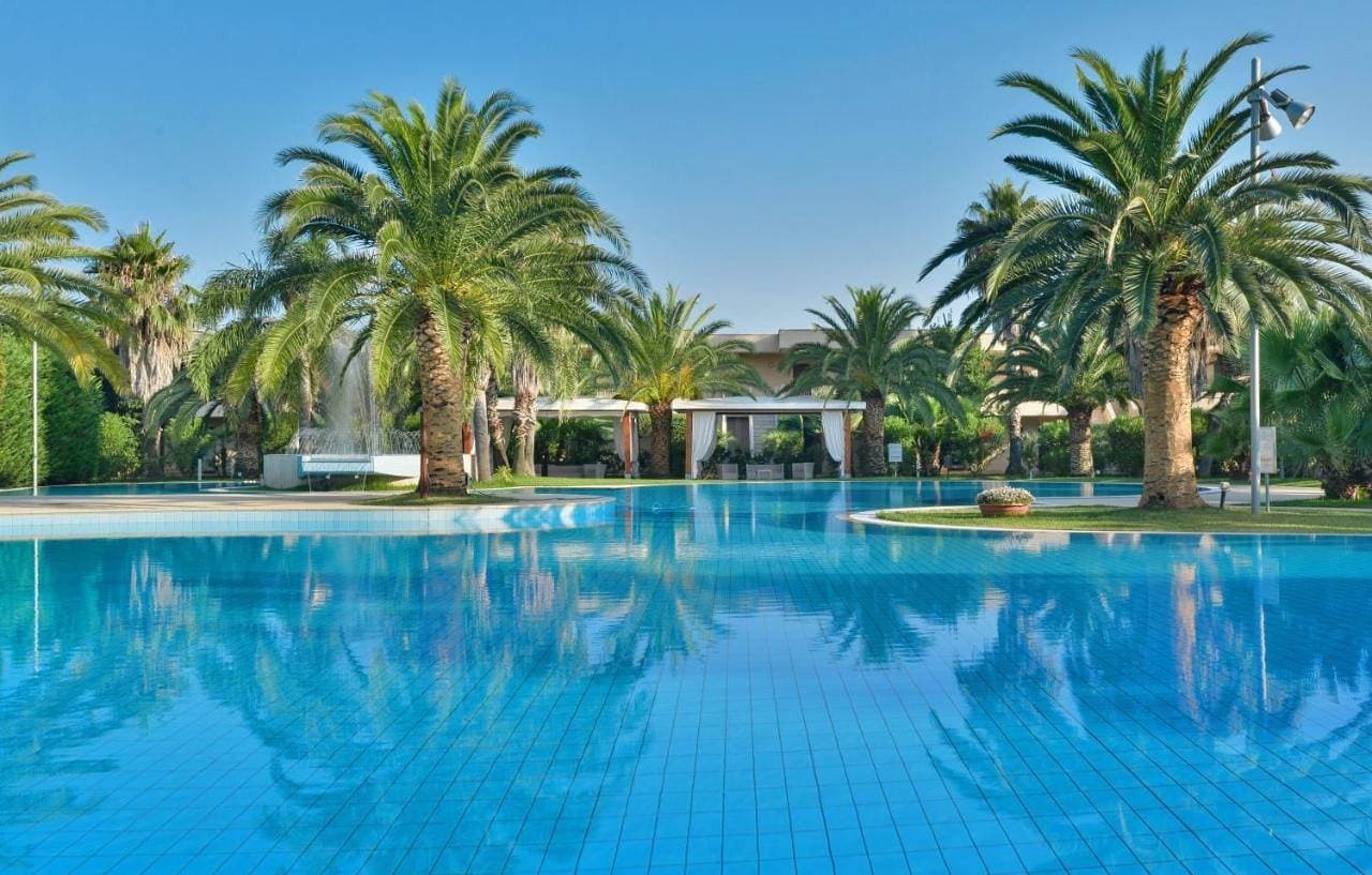 Minerva Resort Hotel 1