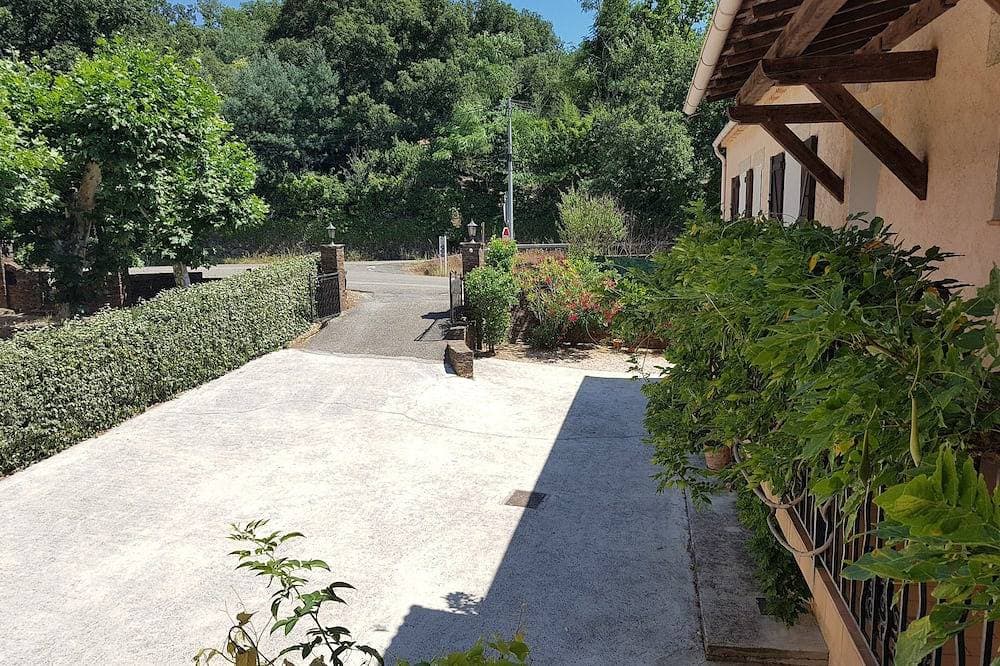 Foto 7 von 30: Collobrieres - Mas In Den Mittleren Weinen