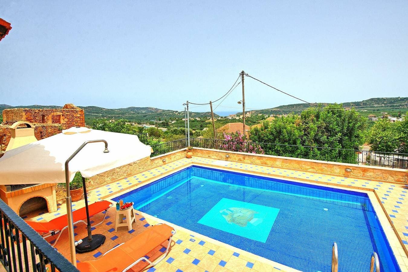 Foto 6 von 28: Villa für 4 Personen mit Balkon