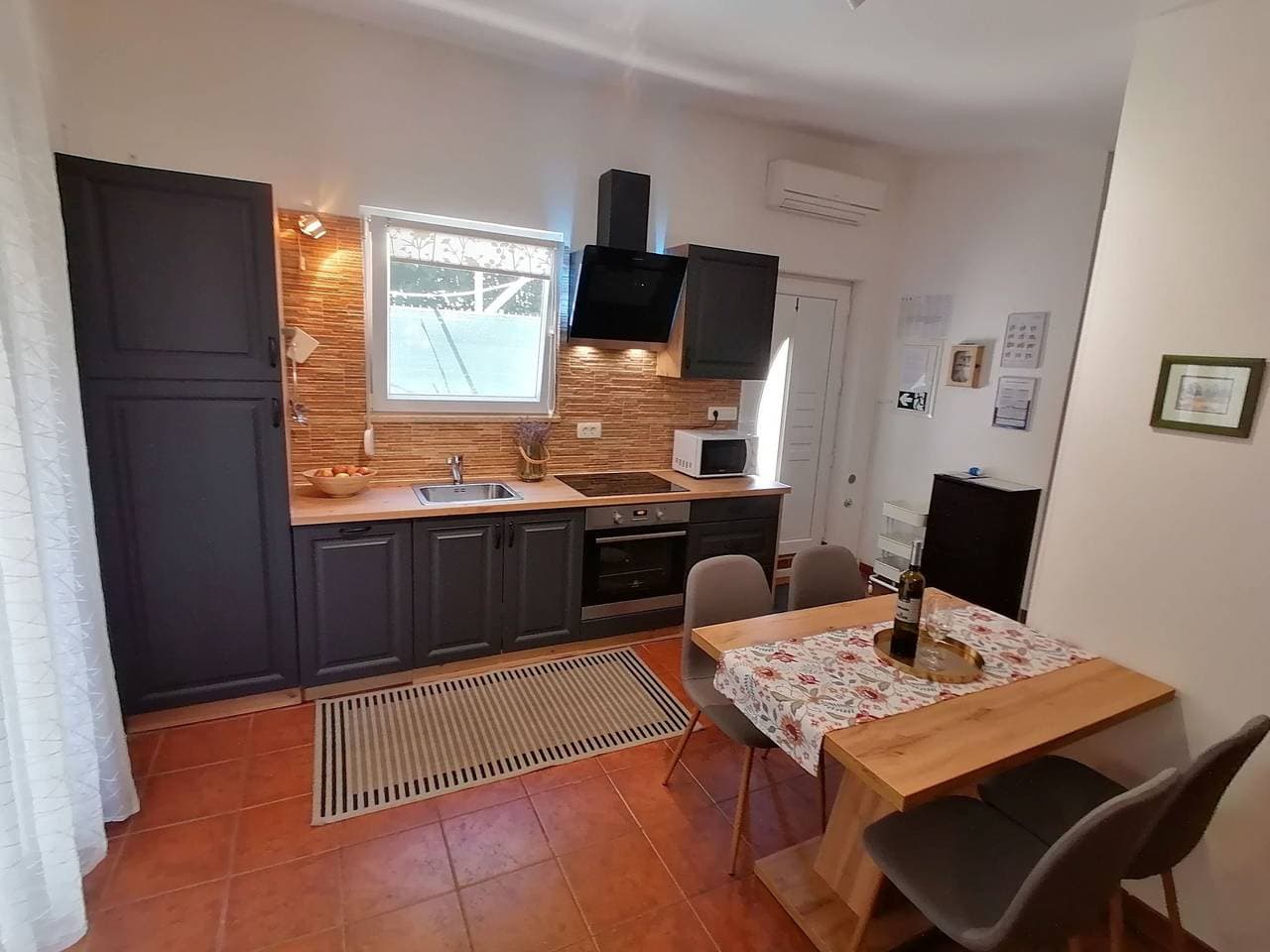 Foto 7 von 21: Strandnahes kleines Ferienhaus mit Terrasse
