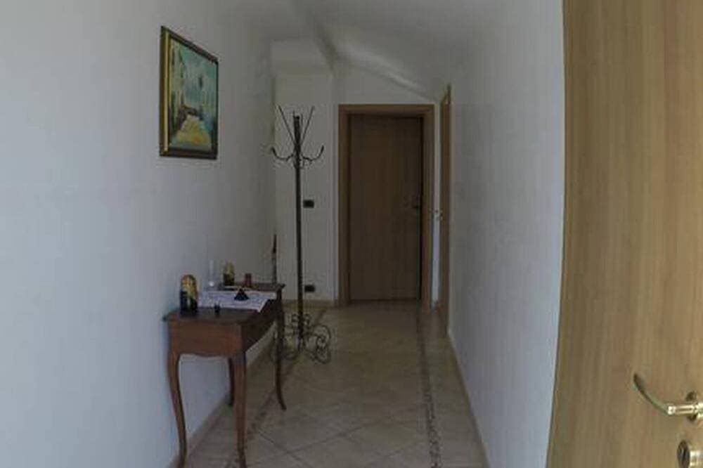 Foto 13 von 30: Mora Wohnung 1. Stock in der Nähe des Meeres - Klima und Wi-Fi
