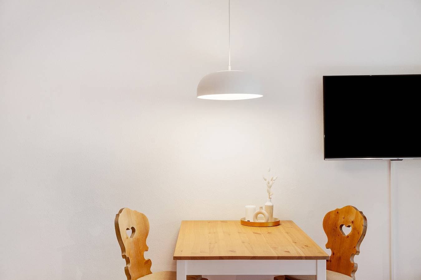 Foto 12 von 30: Einzimmerapartment 'Zugspitznest' mit Bergblick, Balkon und Wi-Fi