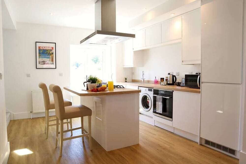Foto 11 von 15: Neues Poole Haus 5 Minuten zu Sandbanks + Netflix