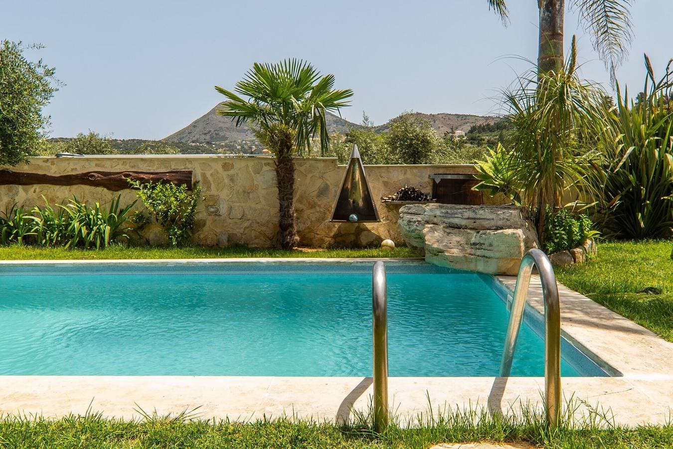 Foto 10 von 46: Villa für 6 Personen mit Pool