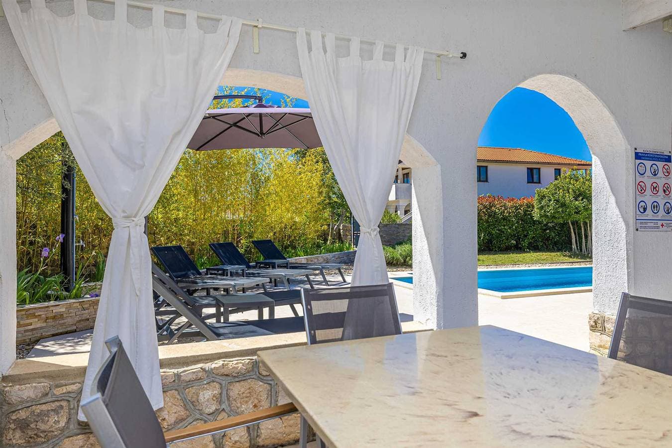Foto 10 von 30: Ferienhaus Kai mit privatem Pool