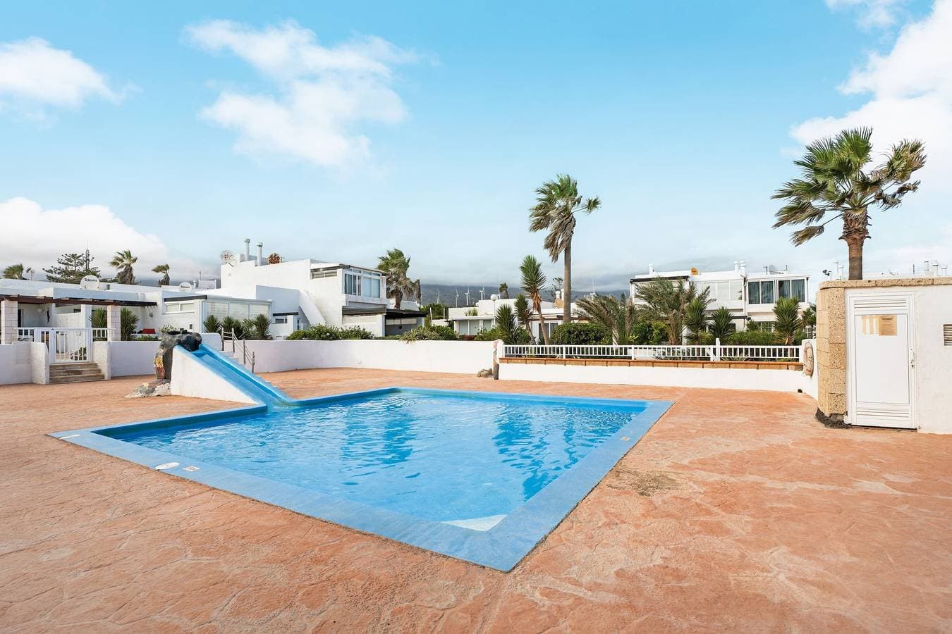 Foto 3 von 35: Ferienwohnung „Poris“ mit beheiztem Pool, privater Terrasse & WLAN