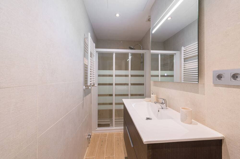 Foto 10 von 18: Republica | 2Br apt near Madrid's financial center