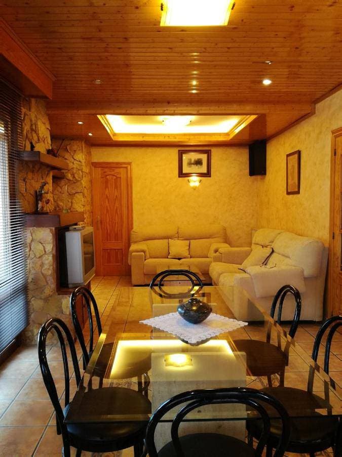 Foto 4 von 143: Two-Bedroom House