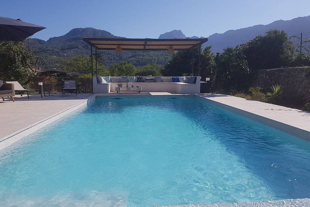 Foto 12 von 30: Charme Finca, Soller, Herrliche Aussicht,  Pool, Ruhe...