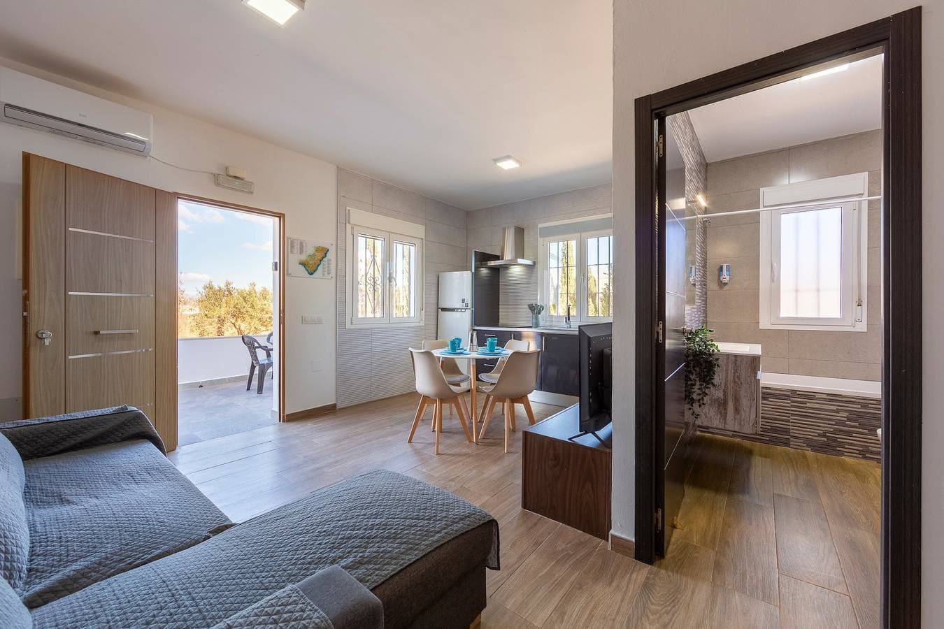 Foto 9 von 20: Ferienwohnung 'Citronela' mit privater Terrasse und Klimaanlage