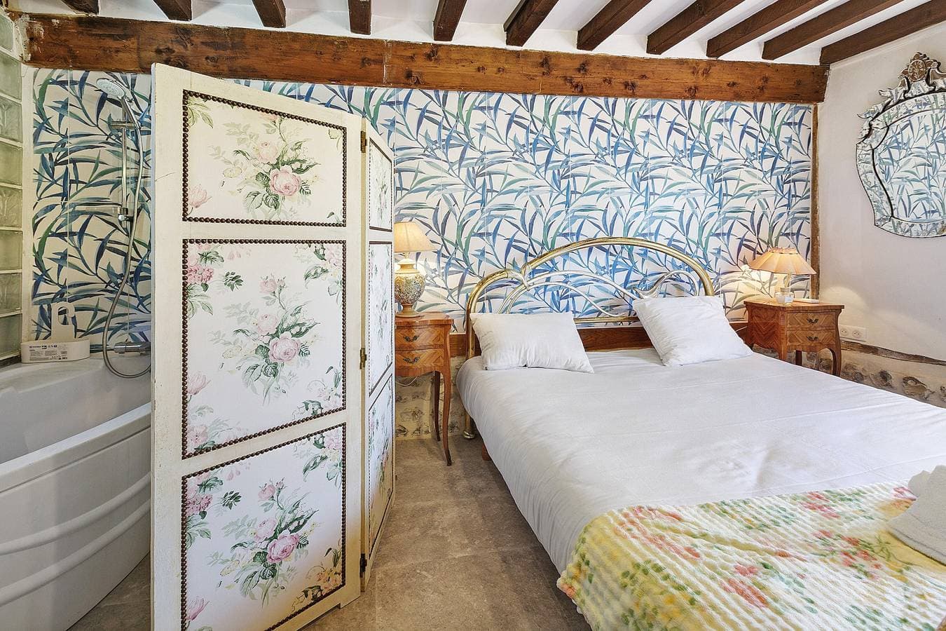 Foto 9 von 39: Gästezimmer „Orchidée“ mit Frühstück in Lieurey