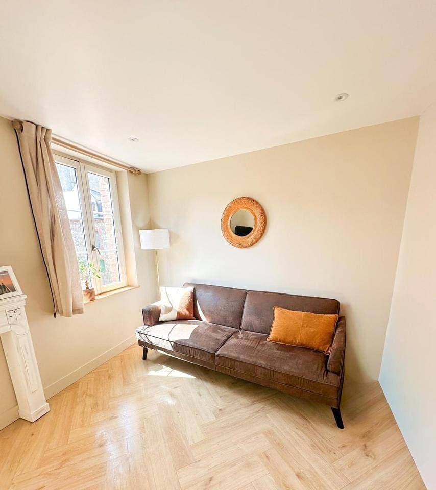 Foto 9 von 18: One-Bedroom Apartment with City View
