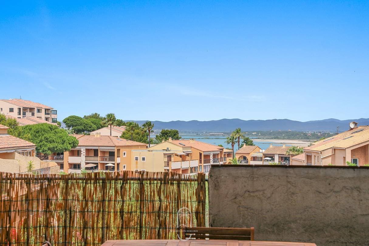 Foto 12 von 20: Ferienwohnung für 4 Personen mit Balkon