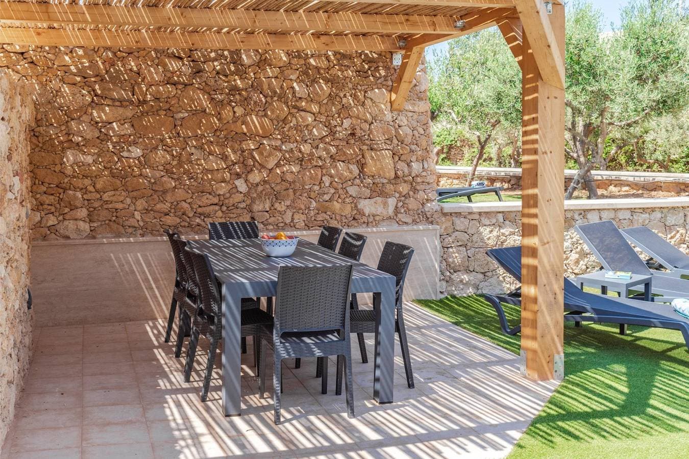 Foto 9 von 25: Villa für 8 Personen mit Garten