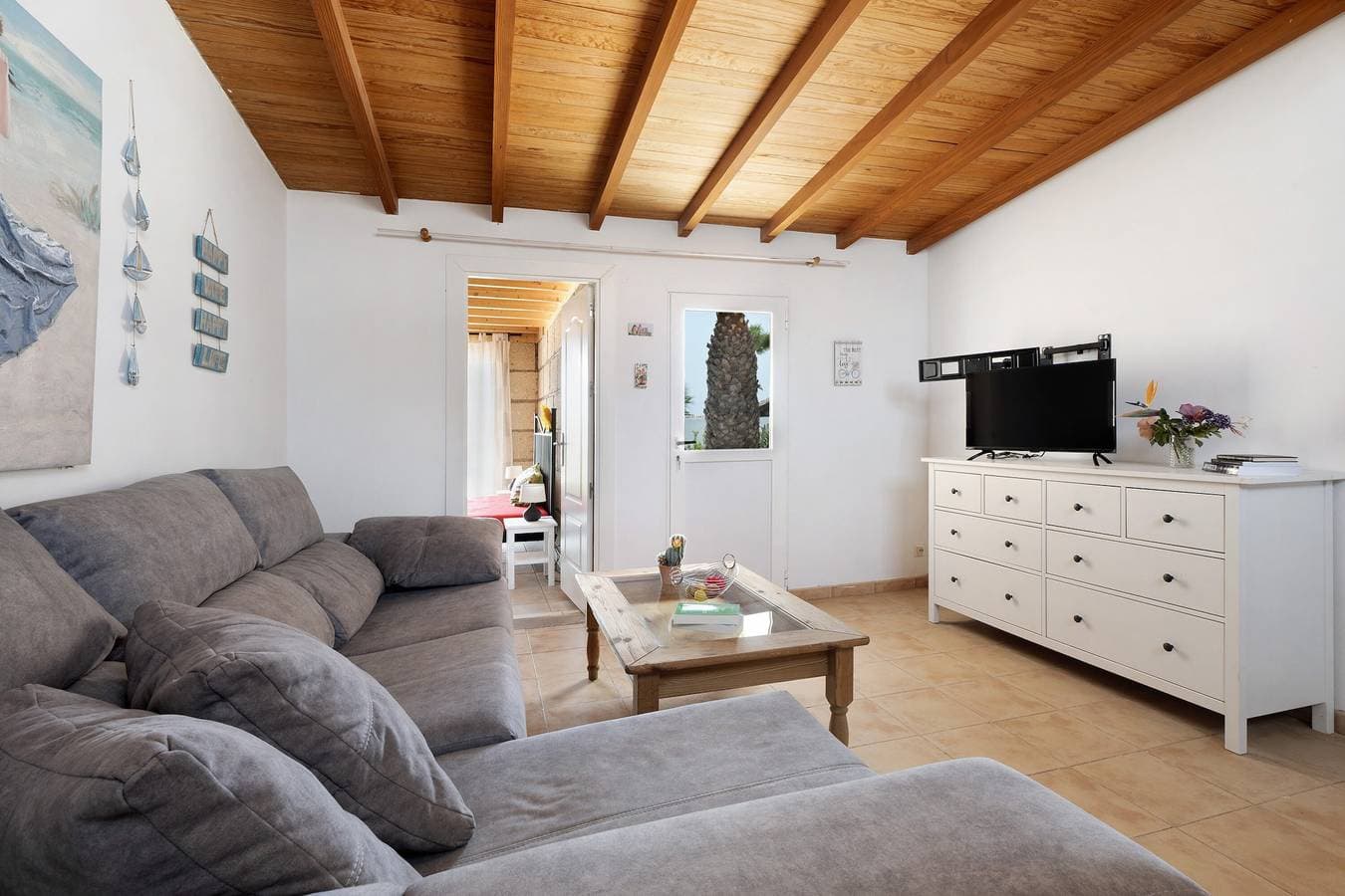 Foto 2 von 26: Ferienhaus 'Finca Firmamento - Casa Sol' mit Bergblick, privater Terrasse und WLAN