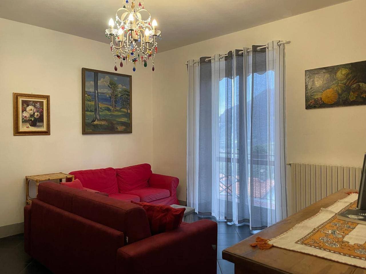 Foto 7 von 78: One-Bedroom Apartment with Lake View