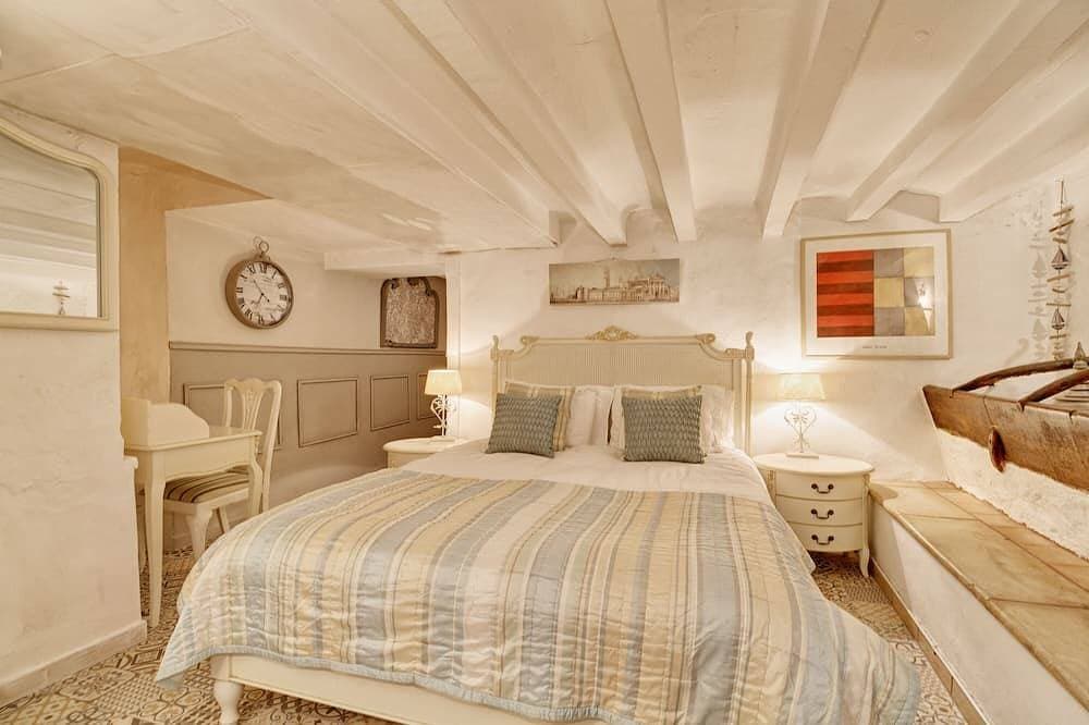 Foto 6 von 23: Romantic 1 bed with private patio overlooking orange grove