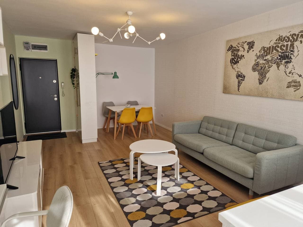 Gelbe Wohnung - Cismigiu-Gärten 1