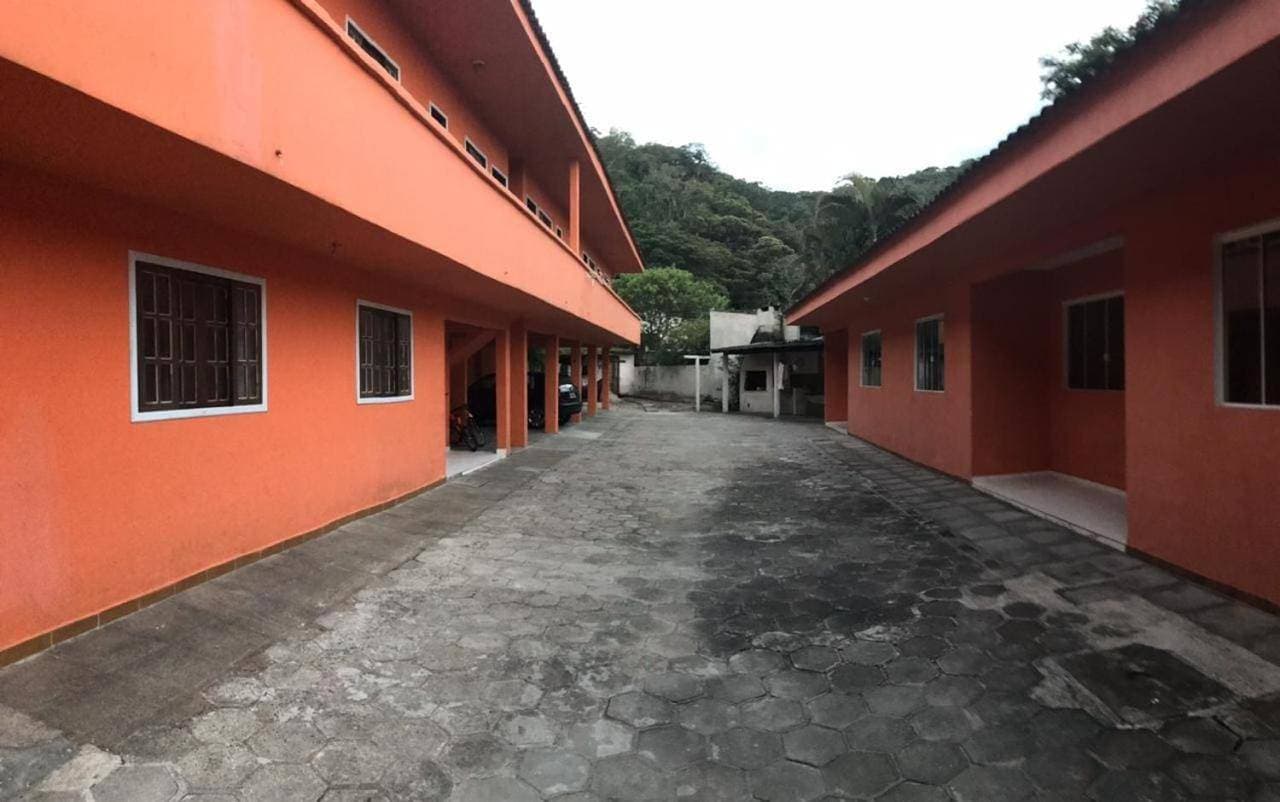 Kitinetes em Guaratuba 1