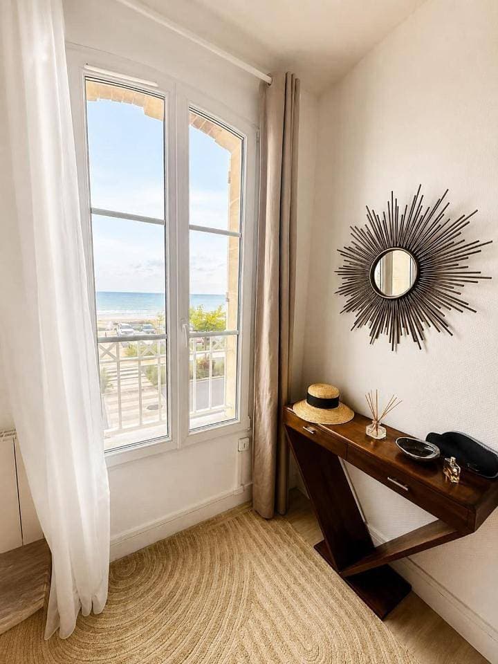 Foto 7 von 18: Apartment with View and Balcony