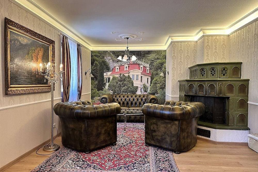 Foto 9 von 18: Ferienwohnung 'Romantik im Schloss' mit Bergblick