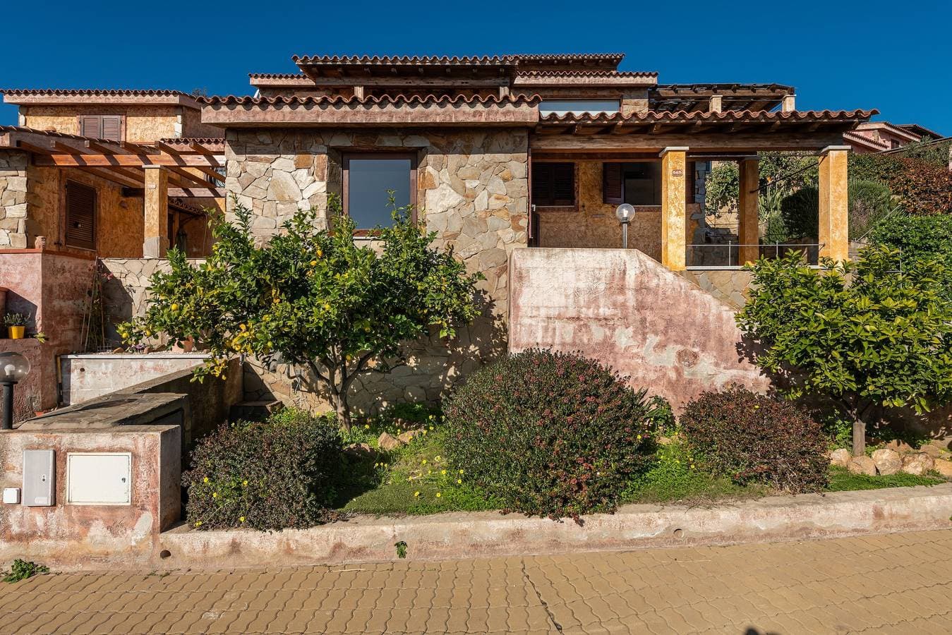Foto 5 von 28: Ferienhaus "Il Pashà" in Strandnähe mit Meerblick & Garten