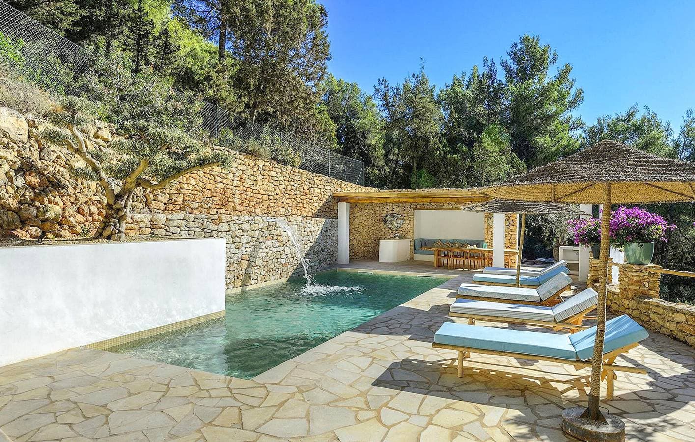 Foto 4 von 25: Luxuriöses Apartment mit Pool, Parkplatz und AC - in der Nähe von Strand und Restaurants