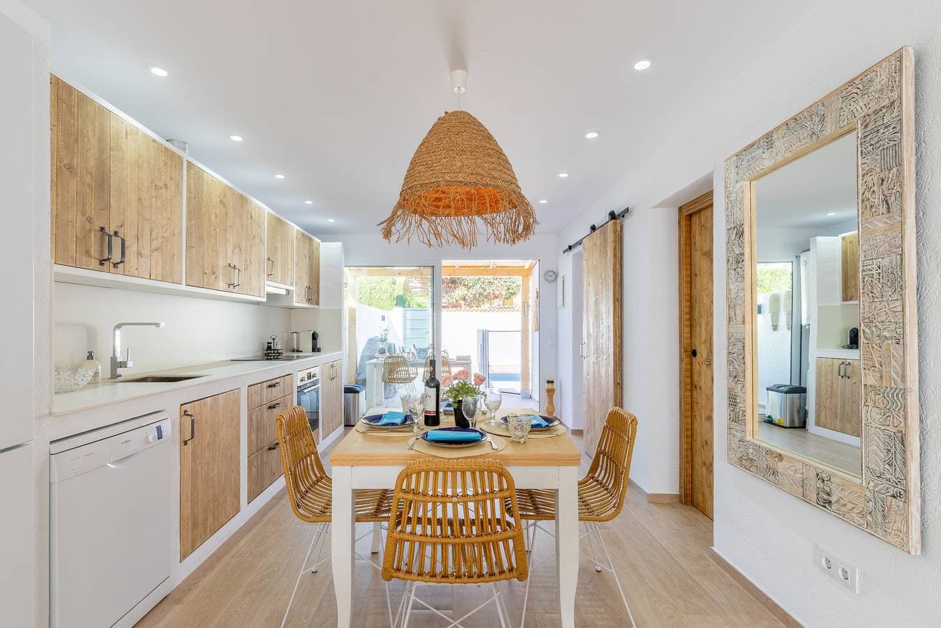 Foto 12 von 43: Ferienhaus "El Pinito Moraira" mit Privaten Terrassen, Privatem Pool und WLAN
