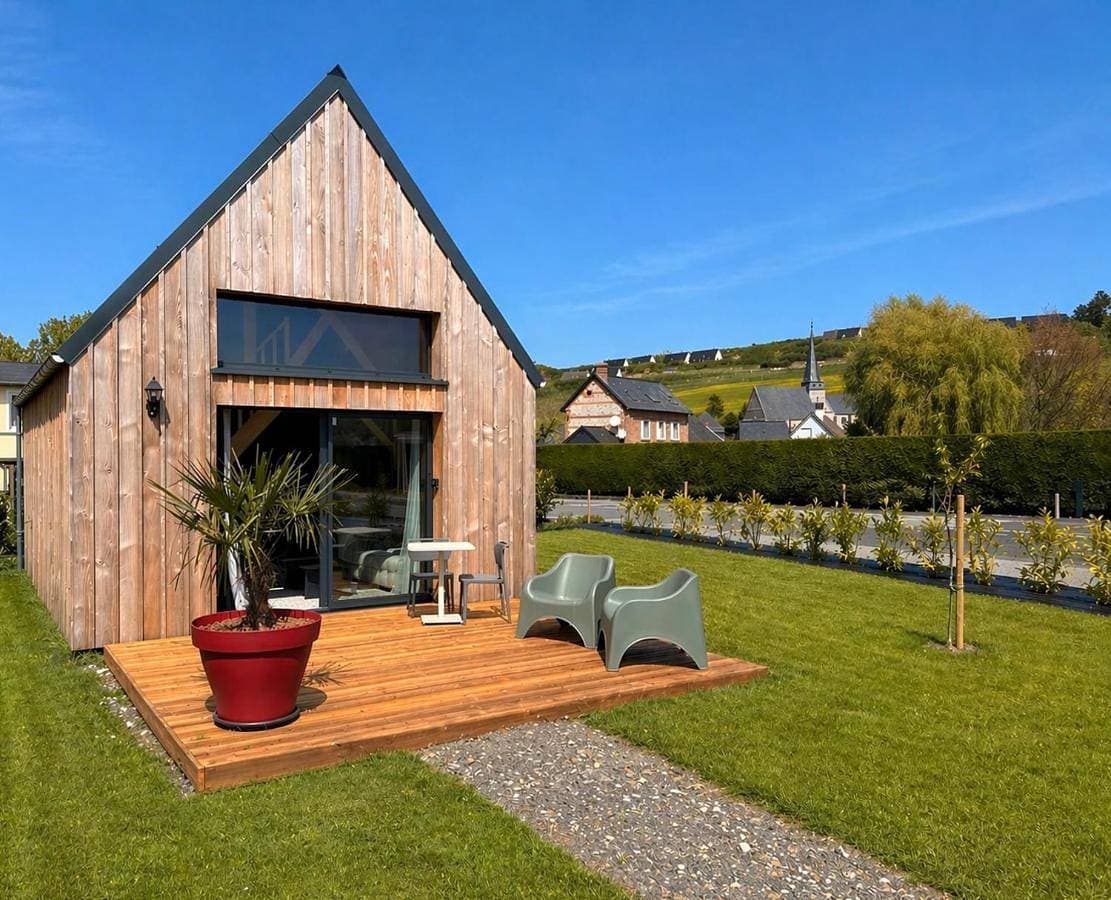 Tiny Chalet 1