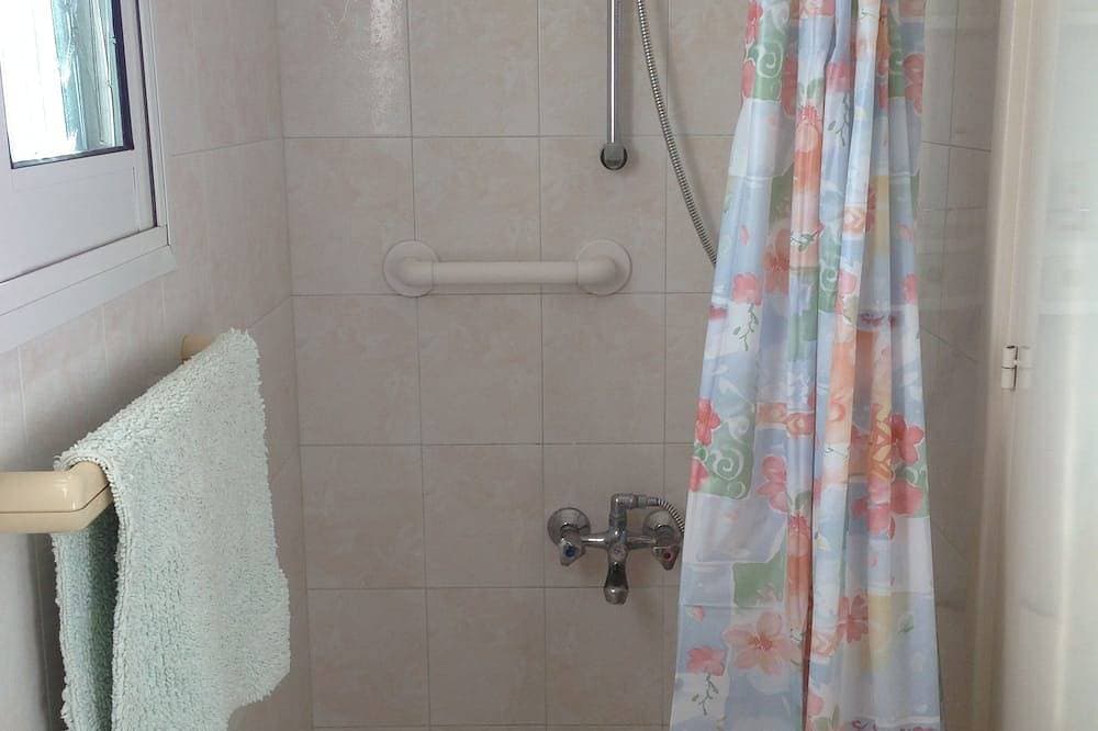 Foto 11 von 23: Studio Erster Stock 50m in der Nähe des Meeres, 28 qm, voll ausgestattete Küche